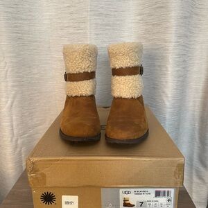 UGG Women’s BLAYRE II Chestnut Ankle Boots Sz 7